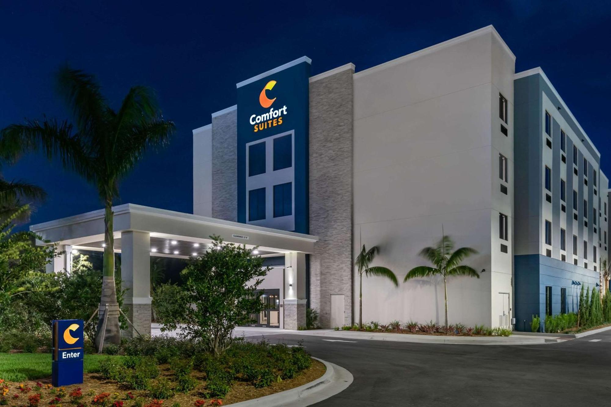 Comfort Suites Stuart-Hutchinson Island Buitenkant foto