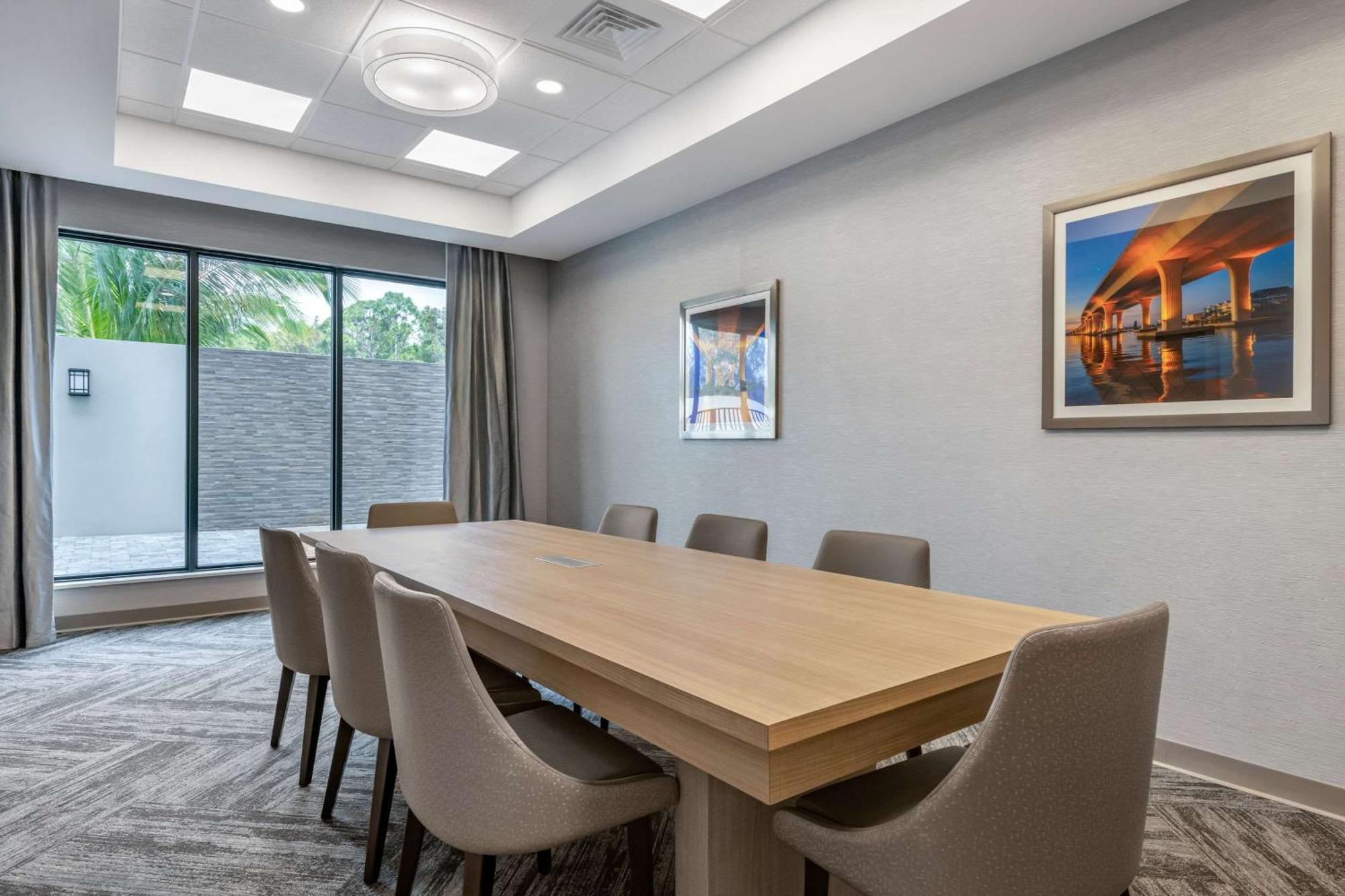 Comfort Suites Stuart-Hutchinson Island Buitenkant foto