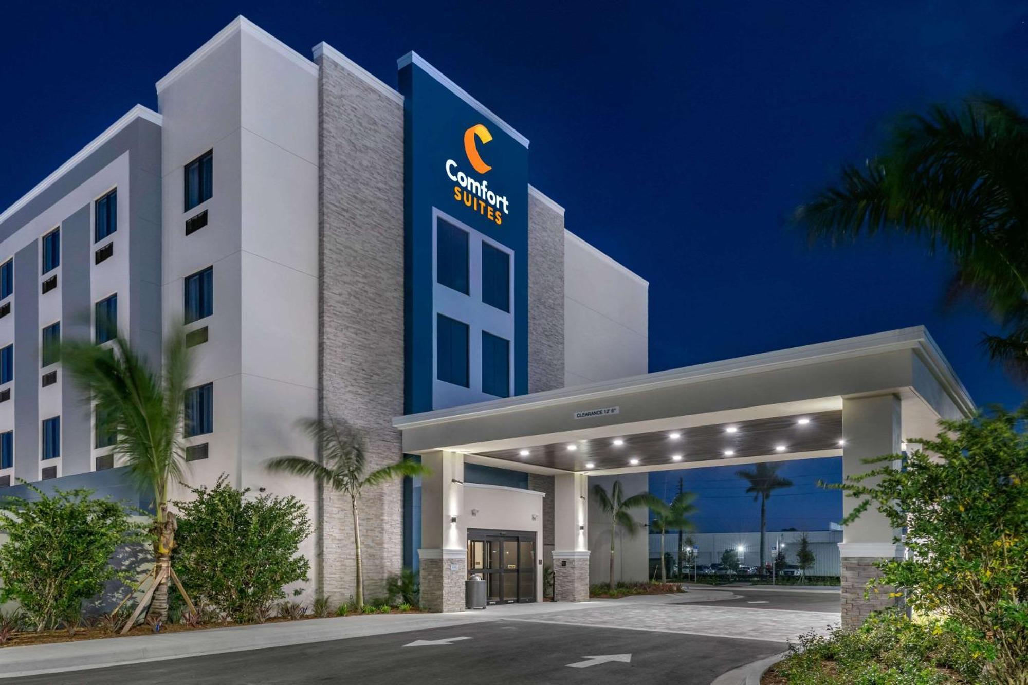 Comfort Suites Stuart-Hutchinson Island Buitenkant foto